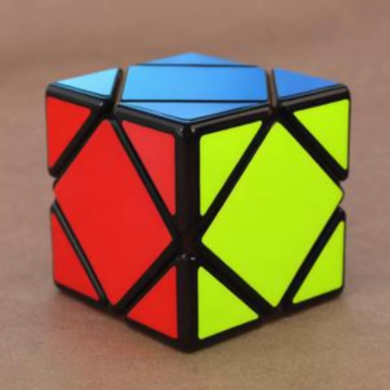 魔方4K影视 V3.2.9 高级版 - 解锁会员去广告 | 全网高清电影综艺追剧神器